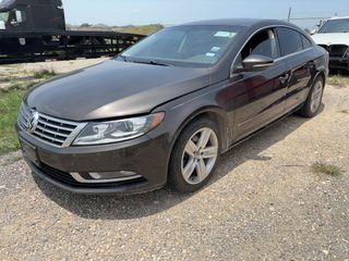 2013 Volkswagen CC 2.0T Sport - Exterior Front Left Corner Image